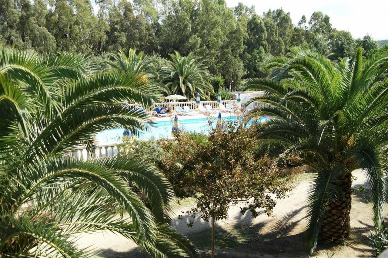 Residence Thalassa Кальви Экстерьер фото